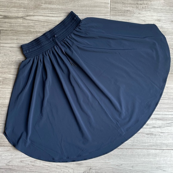 lululemon athletica Navy Skirt - Picture 2 of 13